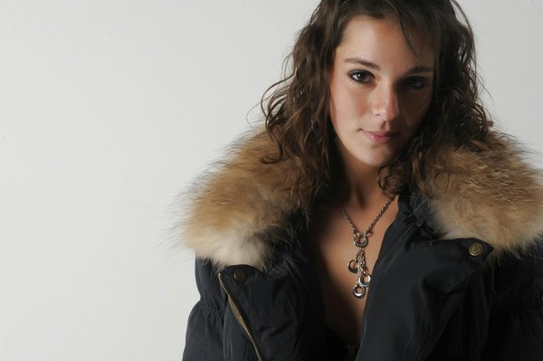 Hula hoop : découvrez les bienfaits incroyables d"une pratique r égulière pour sculpt er vos muscles!